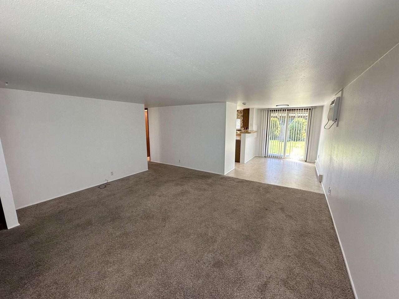 810 Wright Ave - Photo 3 of 15