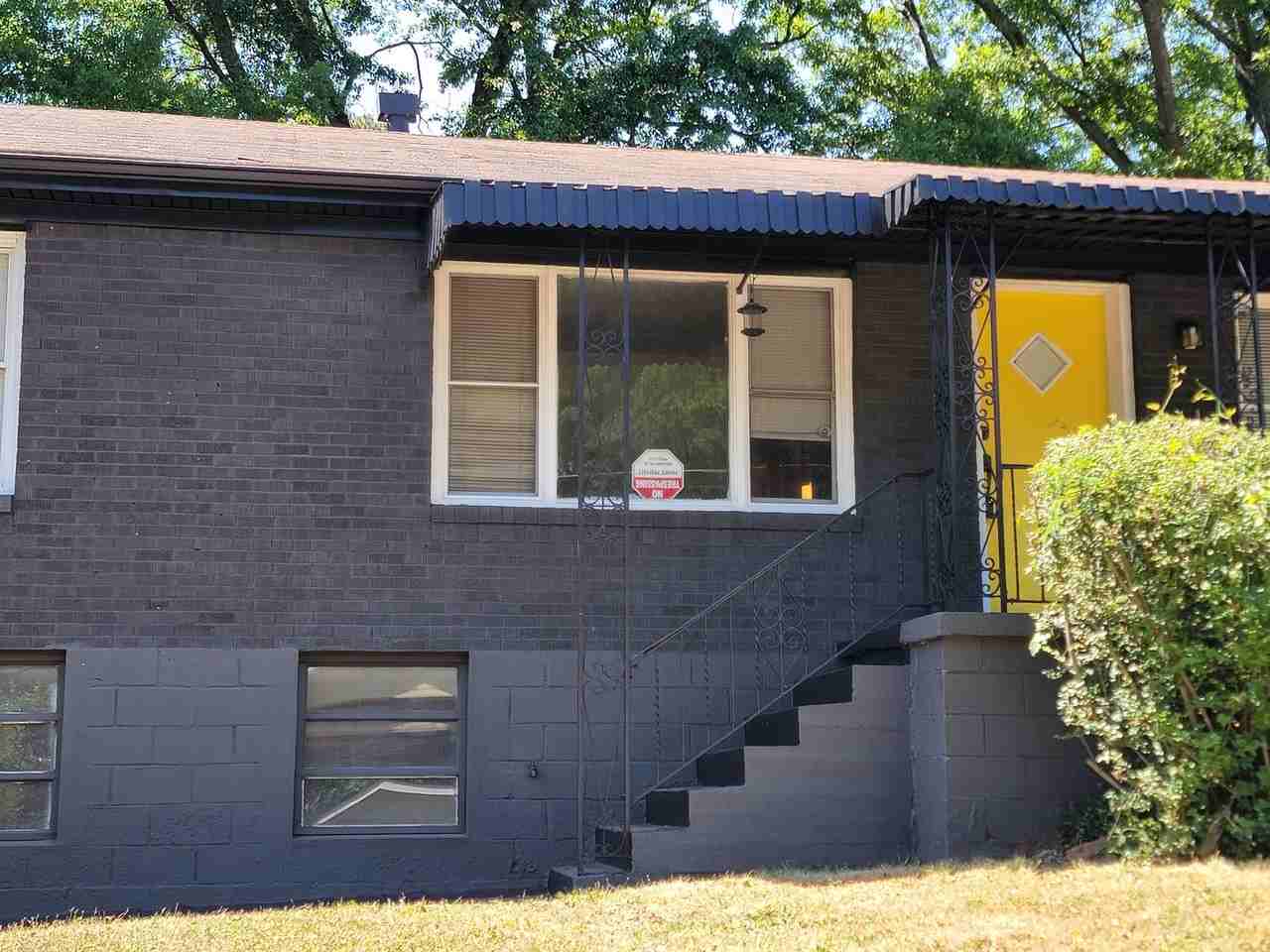 165 Chicamauga Pl Sw - Photo 3 of 20
