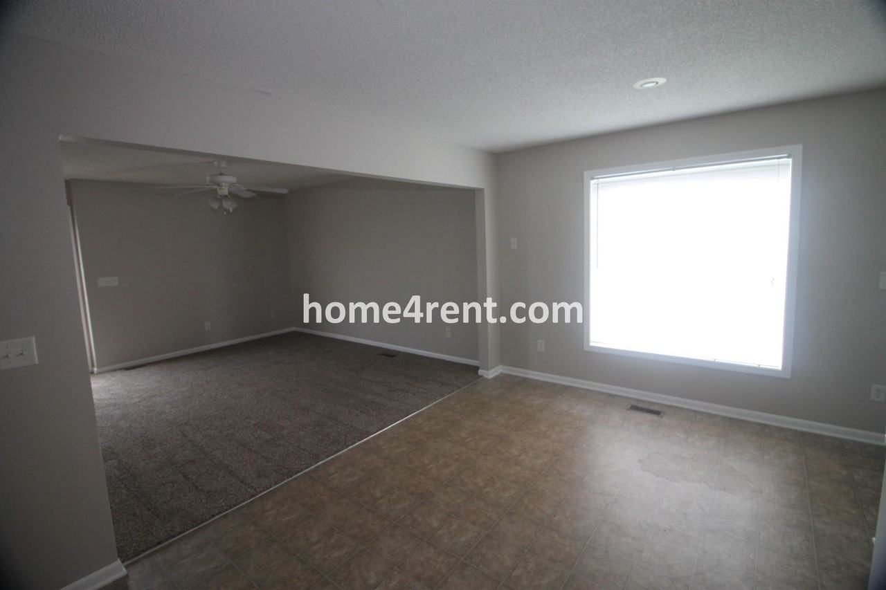 13015 Everett Ct - Photo 4 of 22