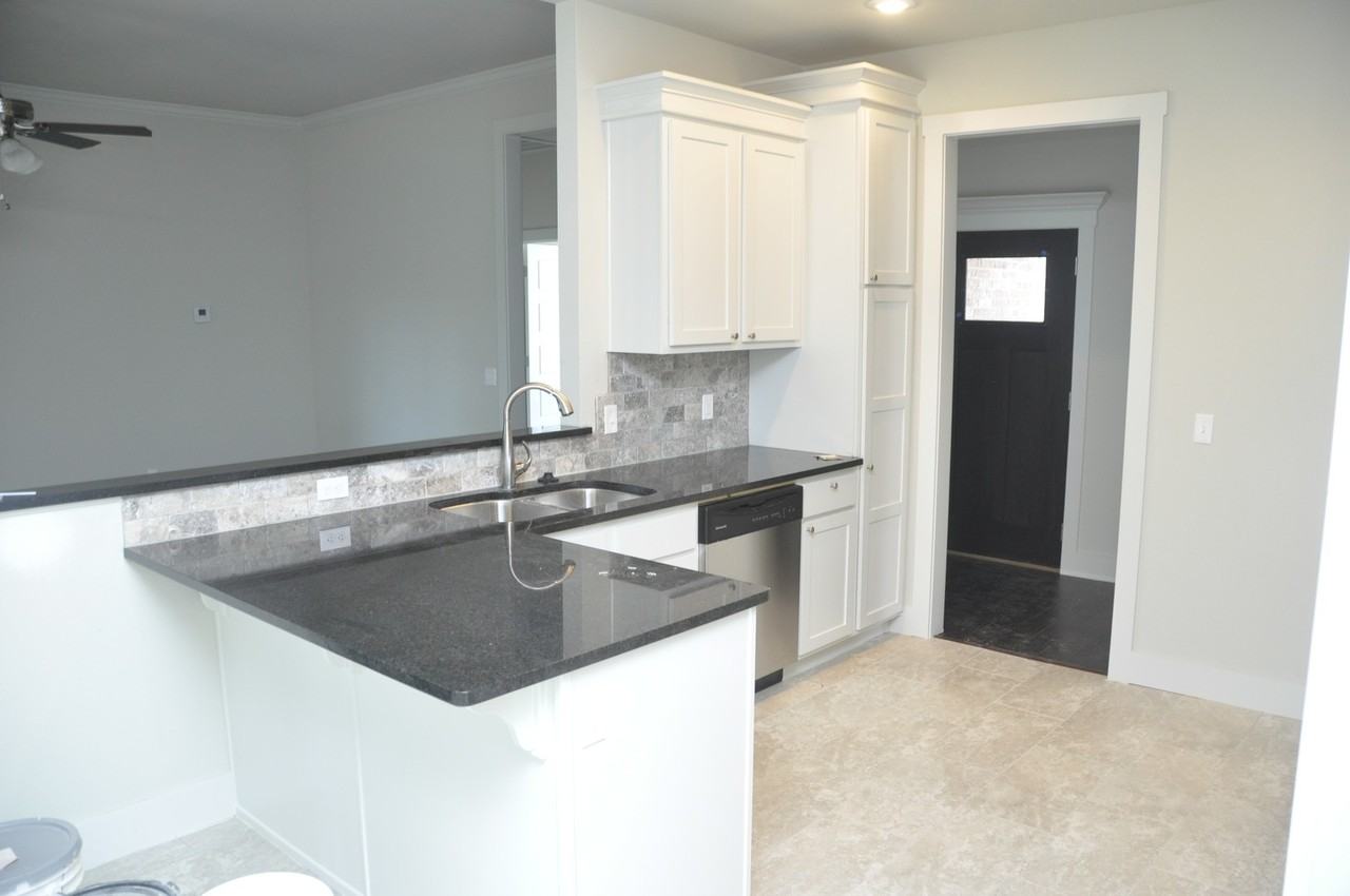 3607 Sw Picasso Blvd - Photo 2 of 6