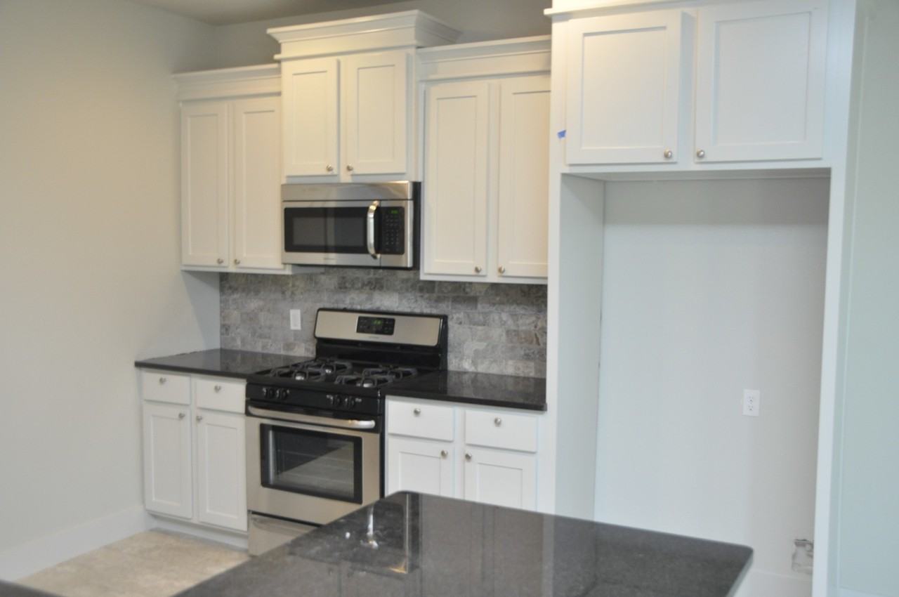 3607 Sw Picasso Blvd - Photo 3 of 6