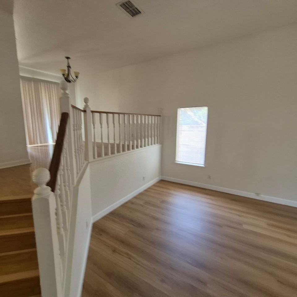 2301 Aldridge Ln - Photo 3 of 26
