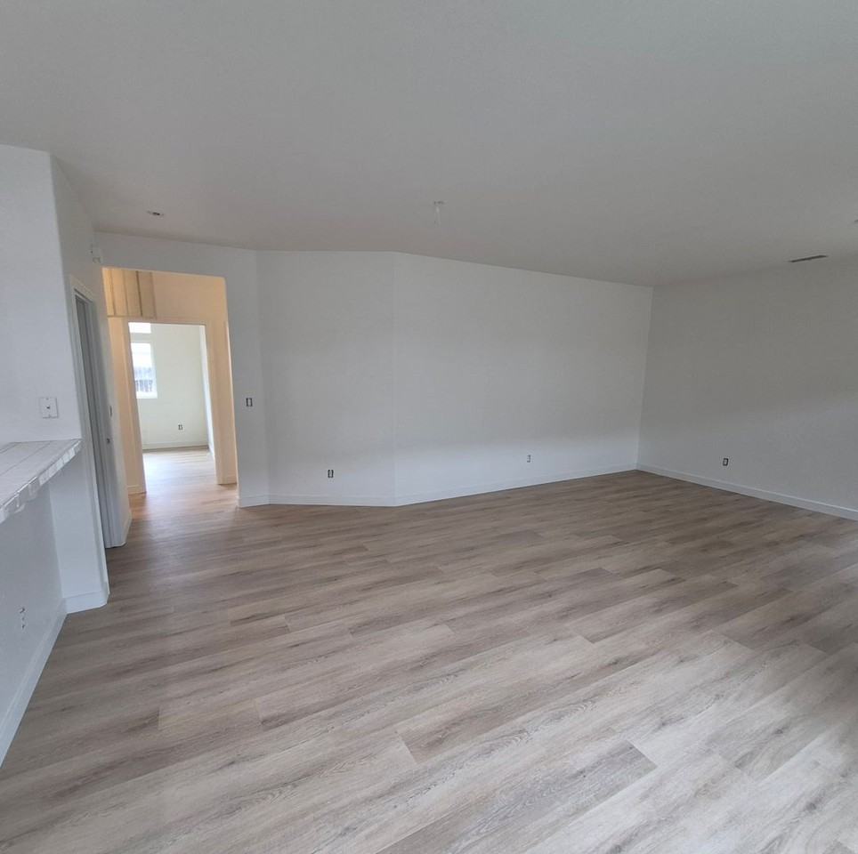 8836 Avalon Hills Way - Photo 7 of 22
