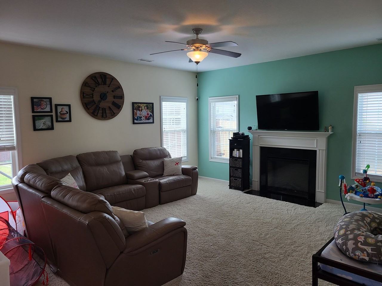 403 Derrick Dr - Photo 5 of 30