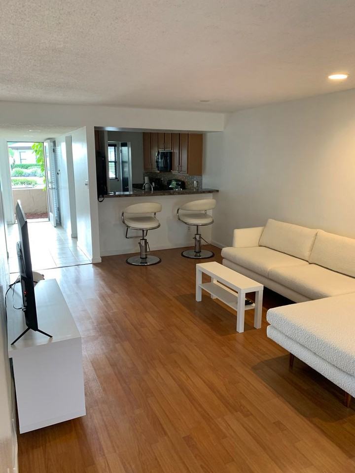 2840 Plaza Terrace Dr - Photo 2 of 15