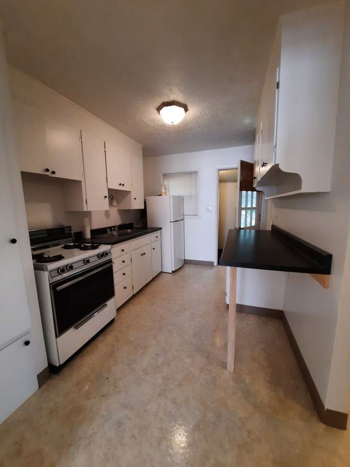 1623 Boulder St - Photo 7 of 13