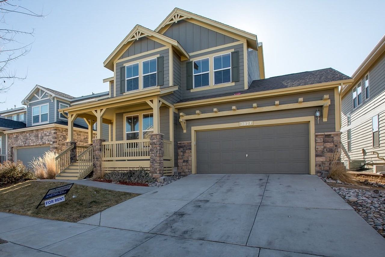 3827 Eclipse Ln - Photo 4 of 42