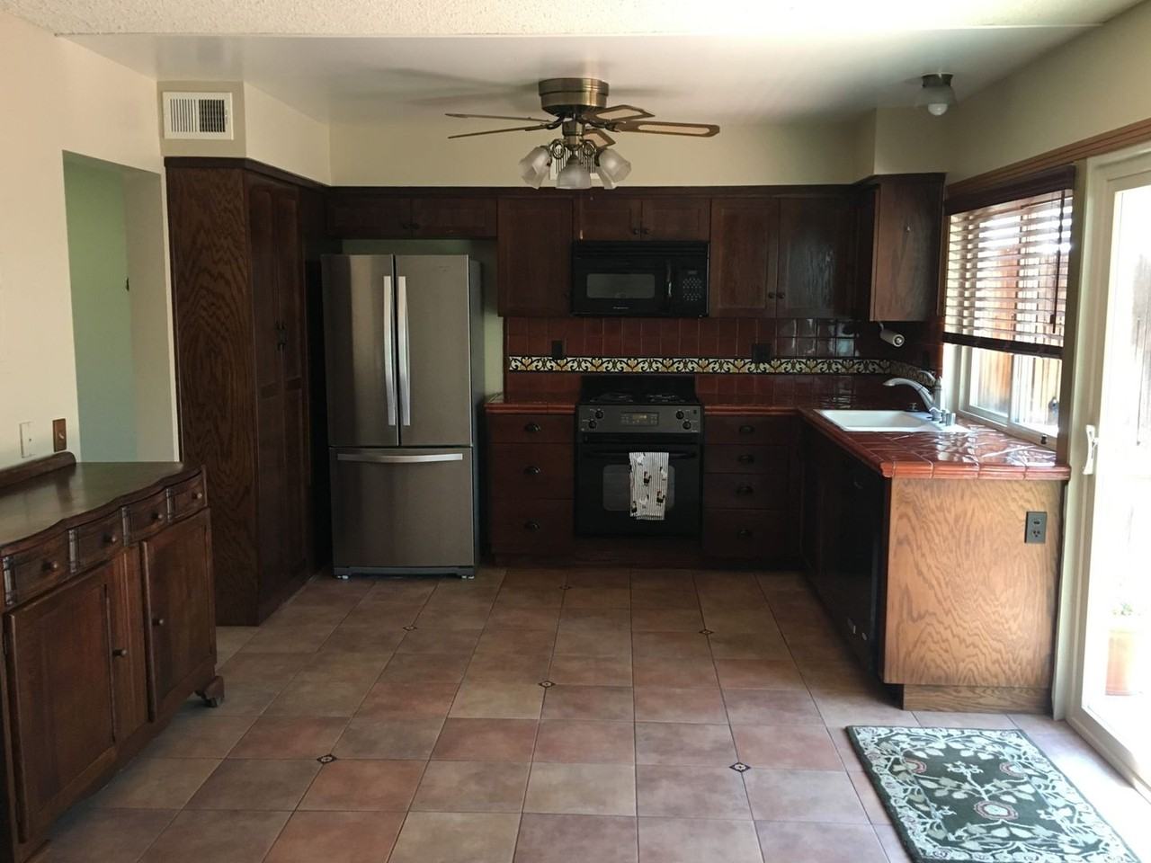 4210 Via Largo - Photo 3 of 23