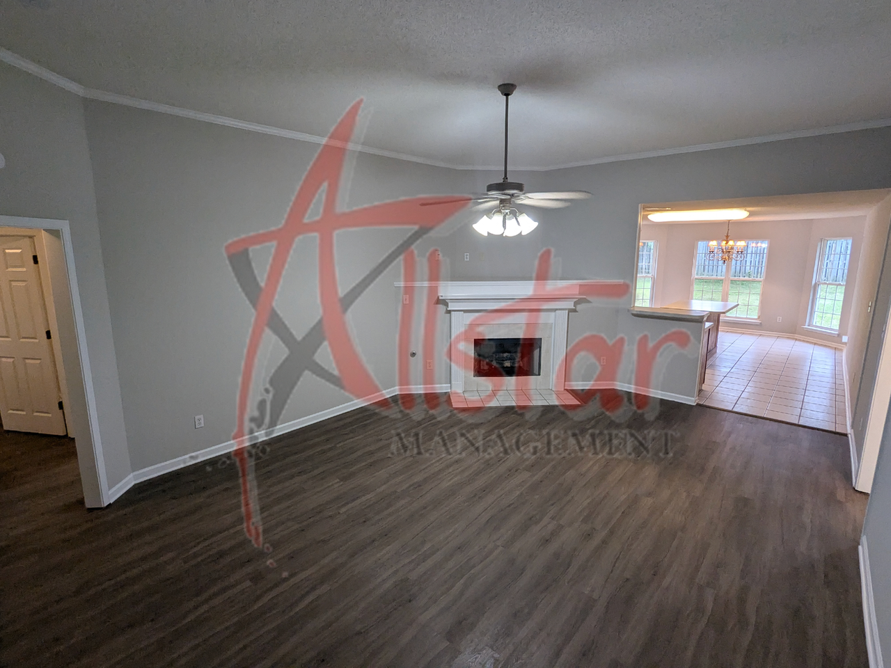947 Clubhouse Dr - Photo 3 of 13