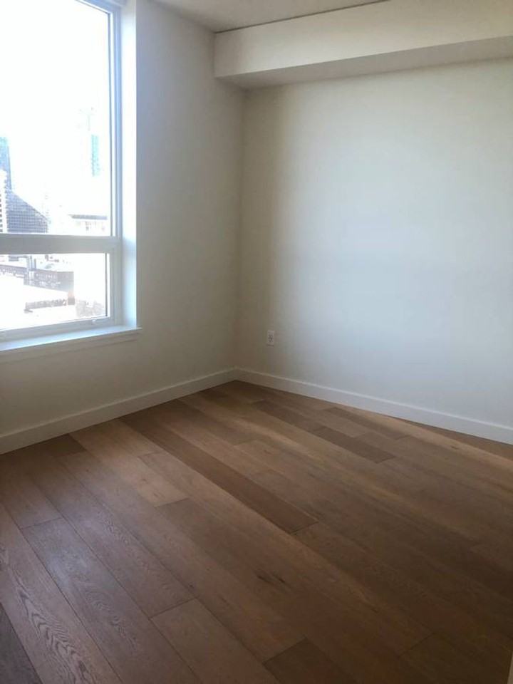 121 Stewart St #1508 - Photo 6 of 8