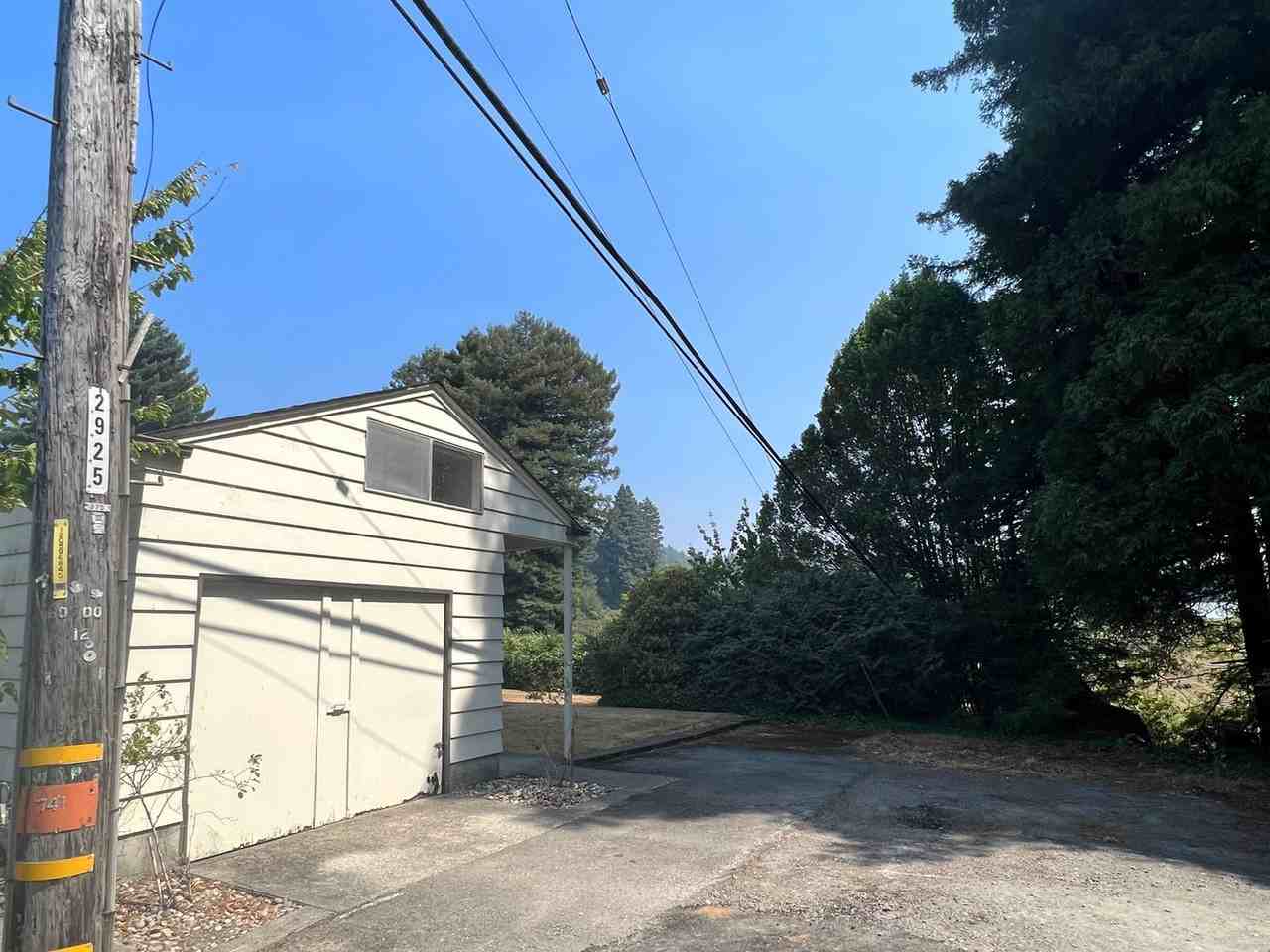 741 2nd Ave - Photo 2 of 26