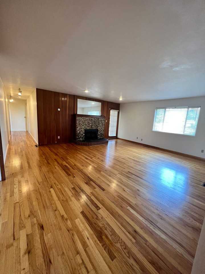 741 2nd Ave - Photo 5 of 26