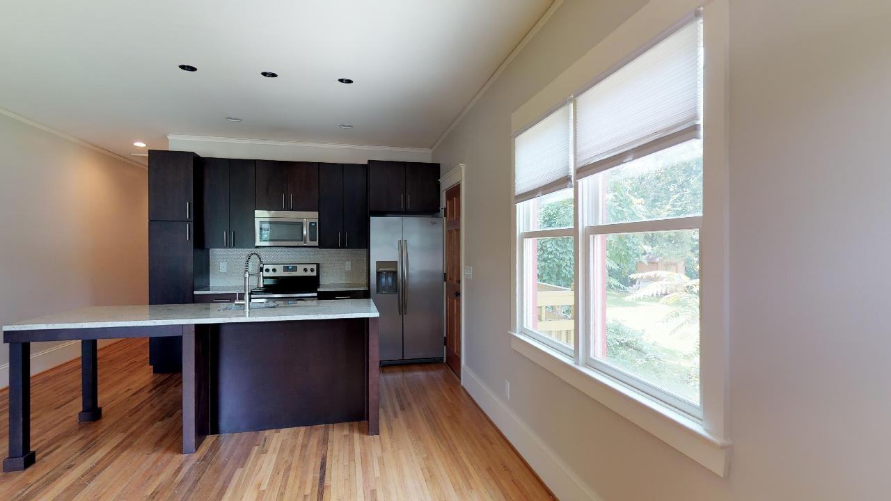 1557 Merriman Ave - Photo 2 of 18