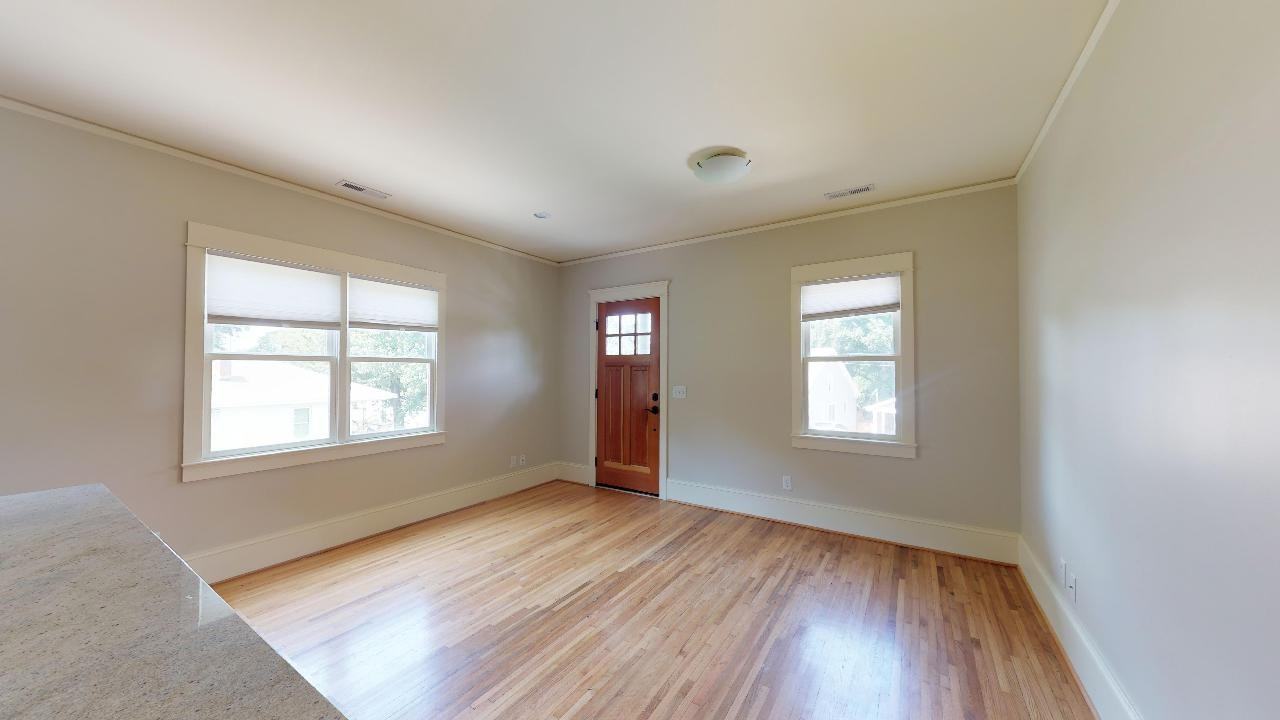 1557 Merriman Ave - Photo 5 of 18