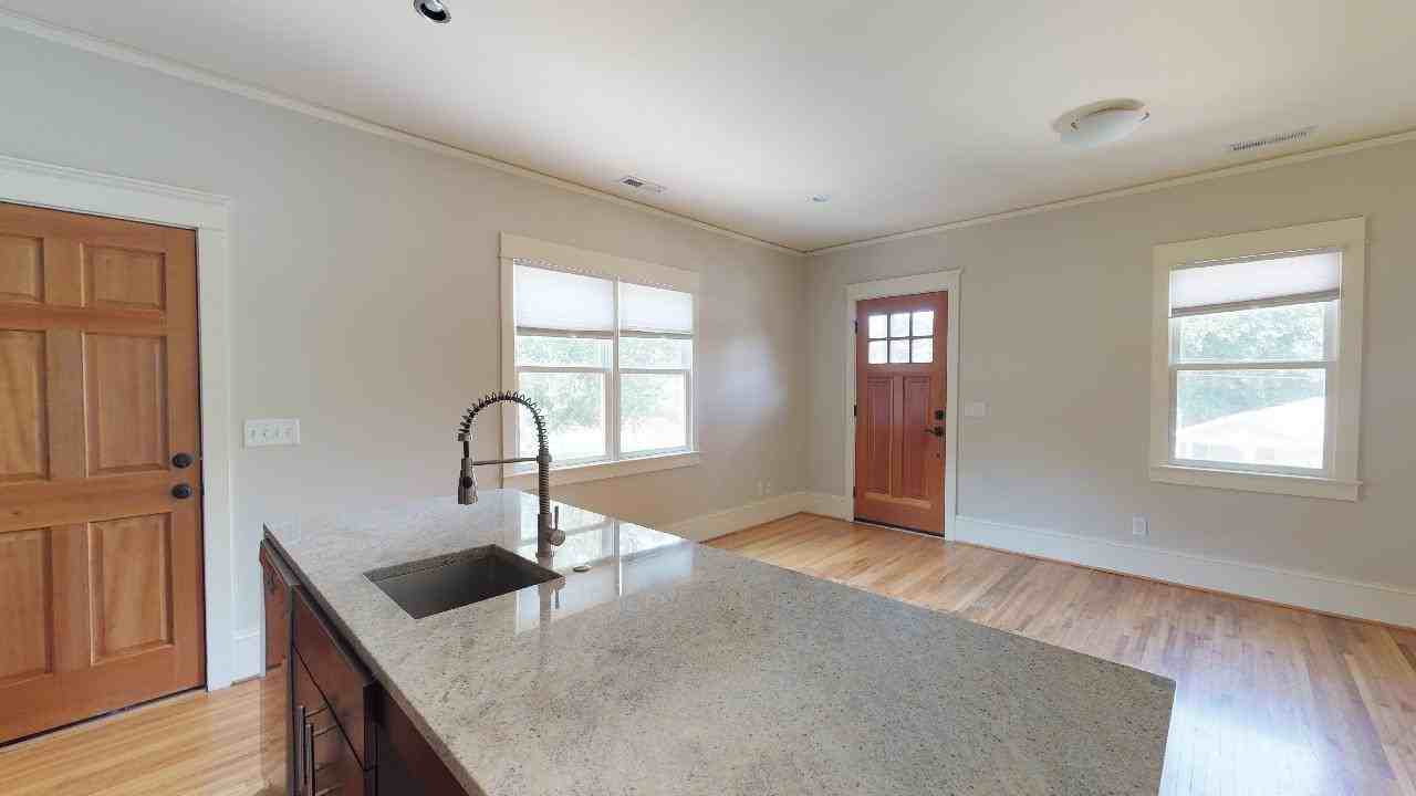 1557 Merriman Ave - Photo 6 of 18