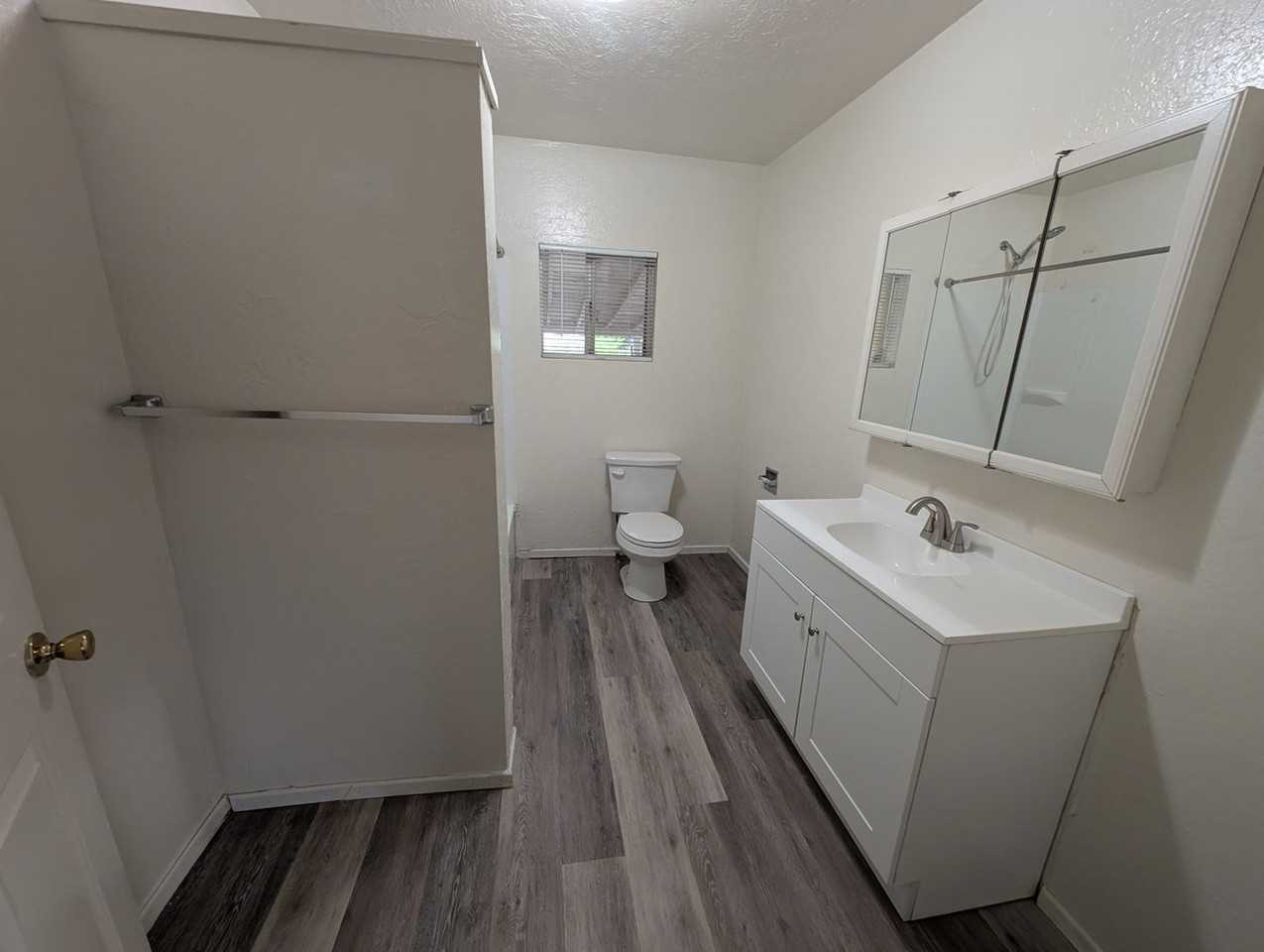 13710 Pit St - Photo 6 of 15