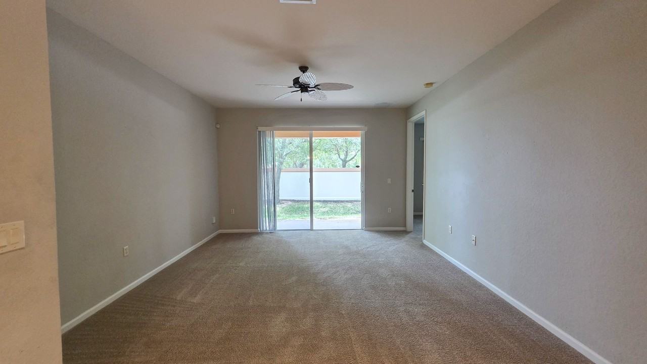 2565 Langrove Ln Sw - Photo 4 of 18
