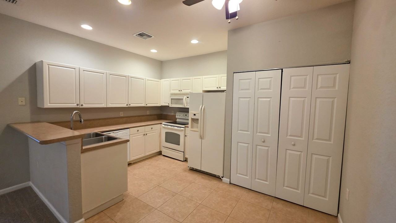 2565 Langrove Ln Sw - Photo 7 of 18