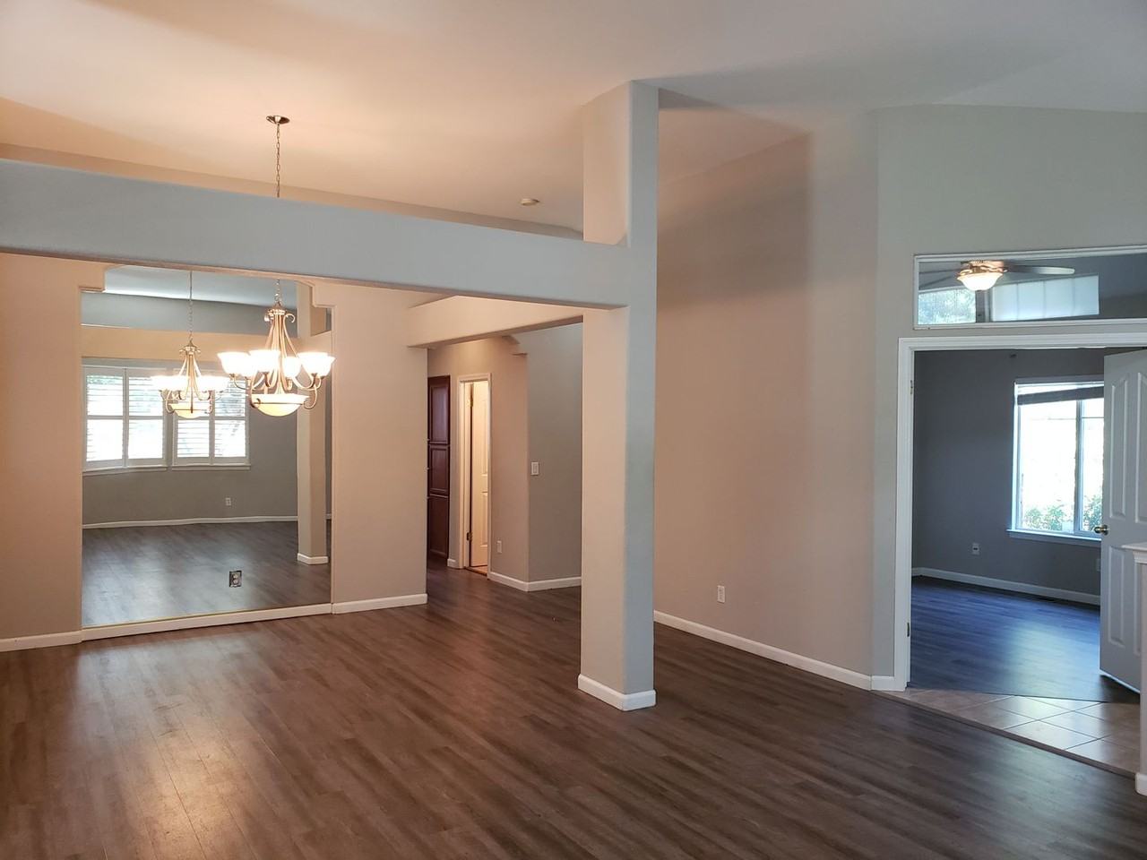 7251 Noah Ct - Photo 3 of 14