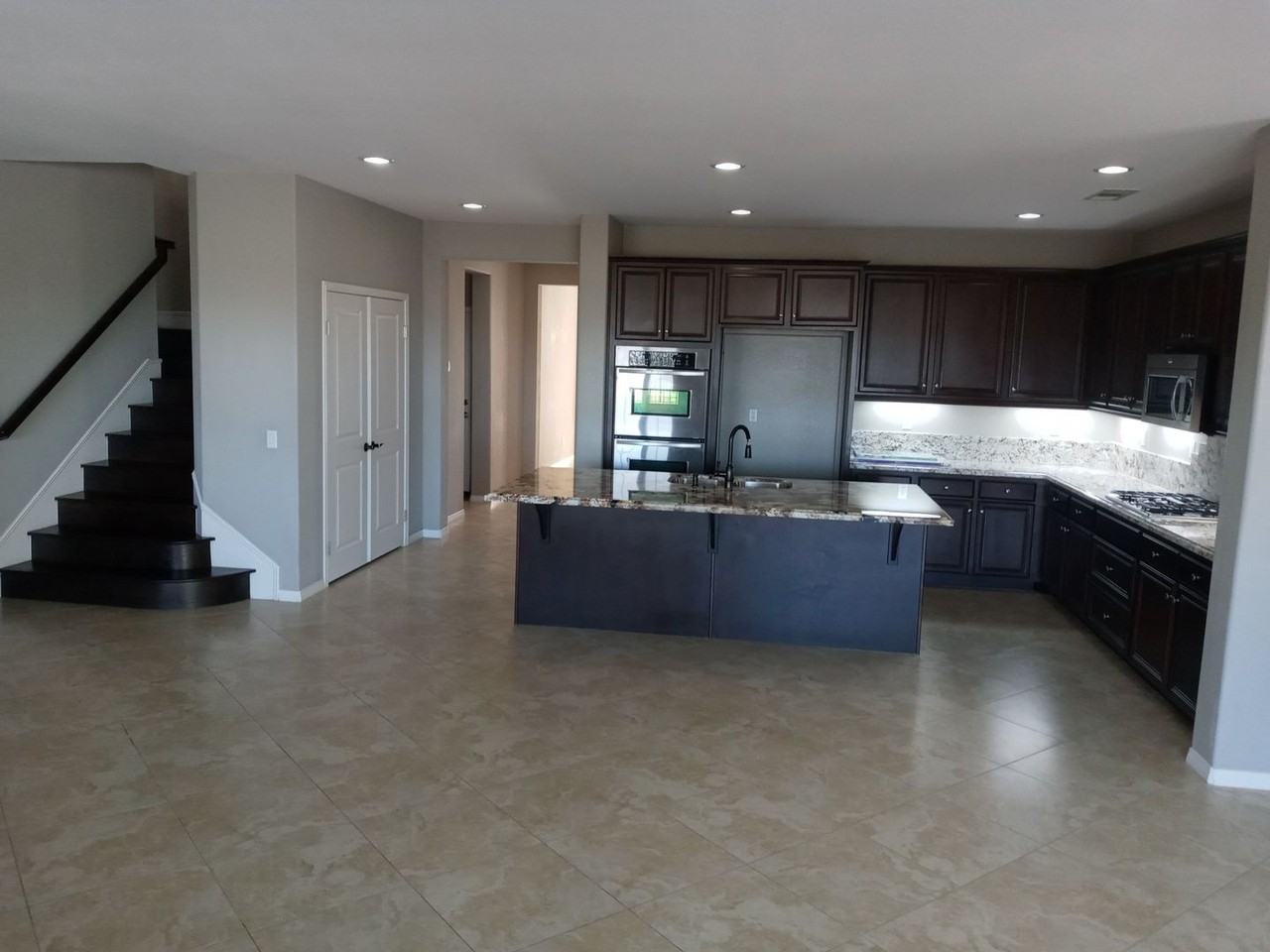 34368 Coppola St - Photo 5 of 6