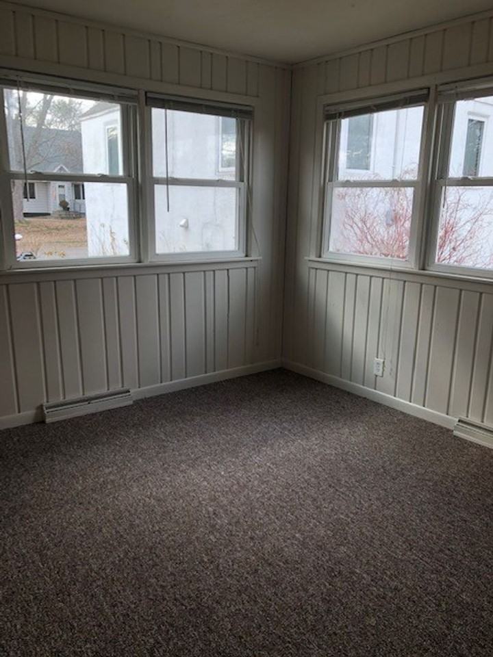 1819 Norwood St - Photo 7 of 11