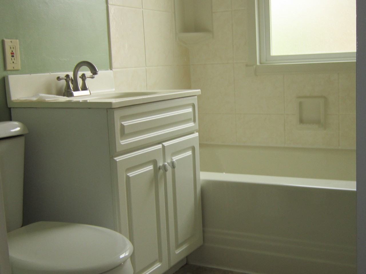3900 Nw Division Ave - Photo 4 of 30