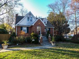 903 Crestview Dr - Photo 1 of 1