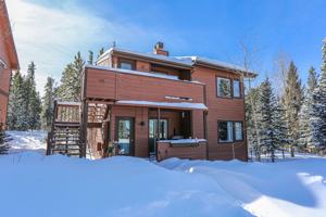 featured image of 10 10 Hideaway