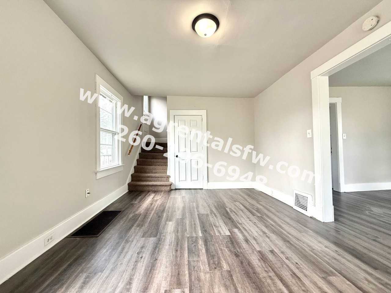 1023 Hamilton Ave - Photo 2 of 15