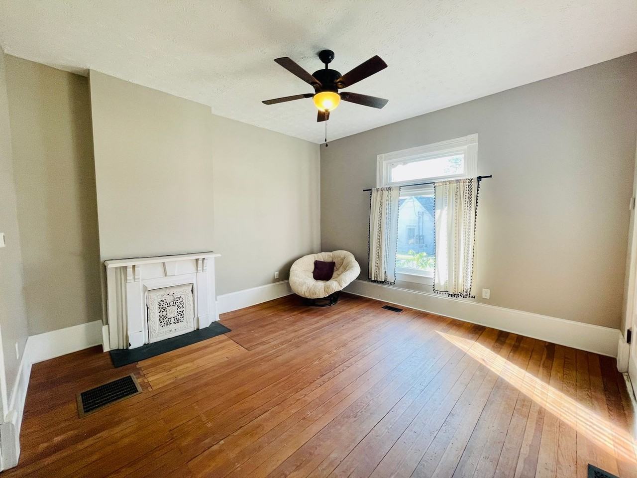 623 N Martin Luther King Blvd - Photo 2 of 31
