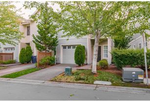 2232 Ne Redelfs Way - Photo 1 of 1