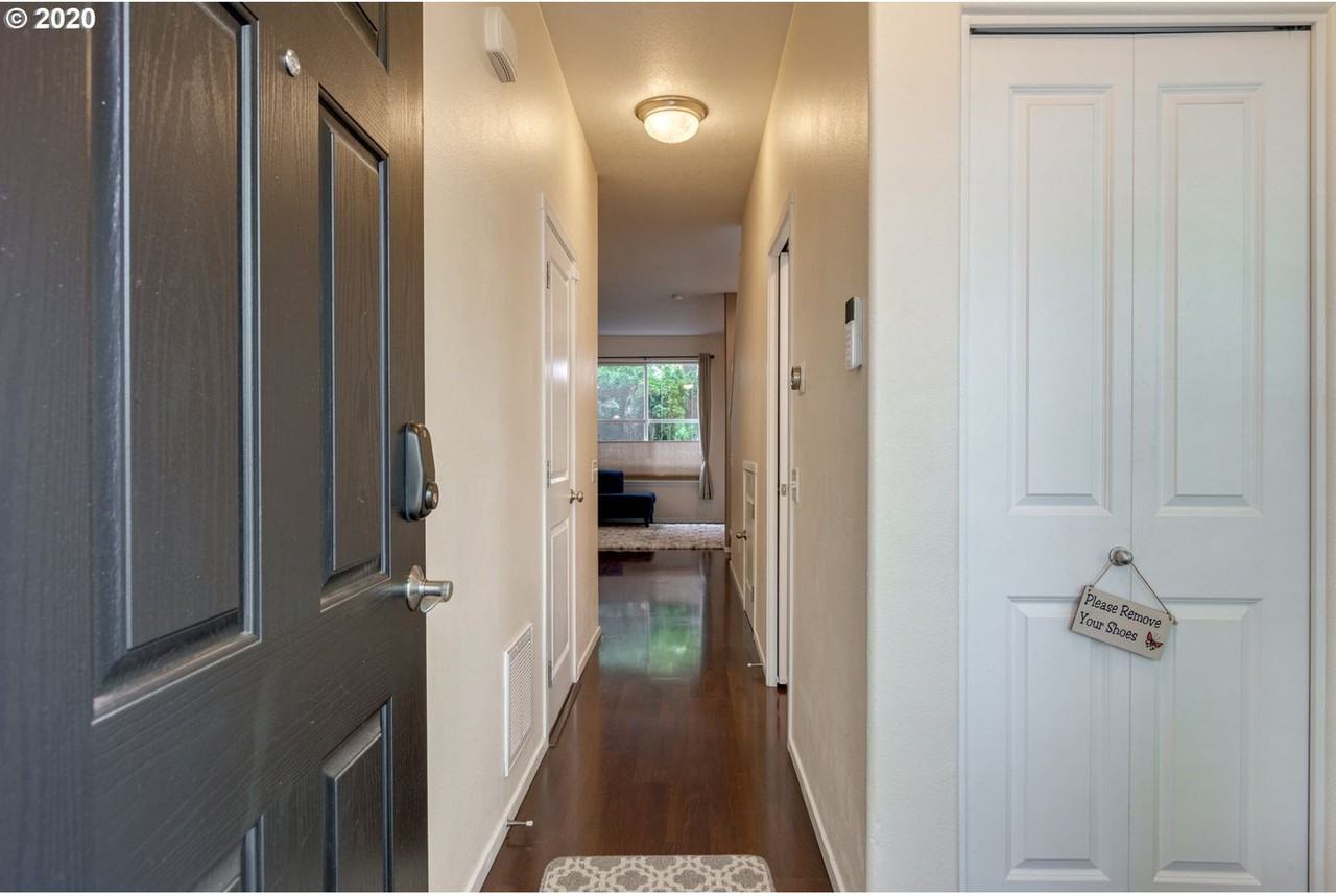 2232 Ne Redelfs Way - Photo 3 of 29