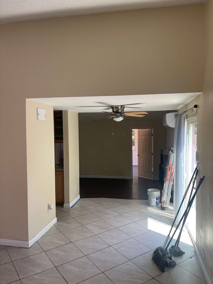 913 Arrecife Ct - Photo 4 of 10
