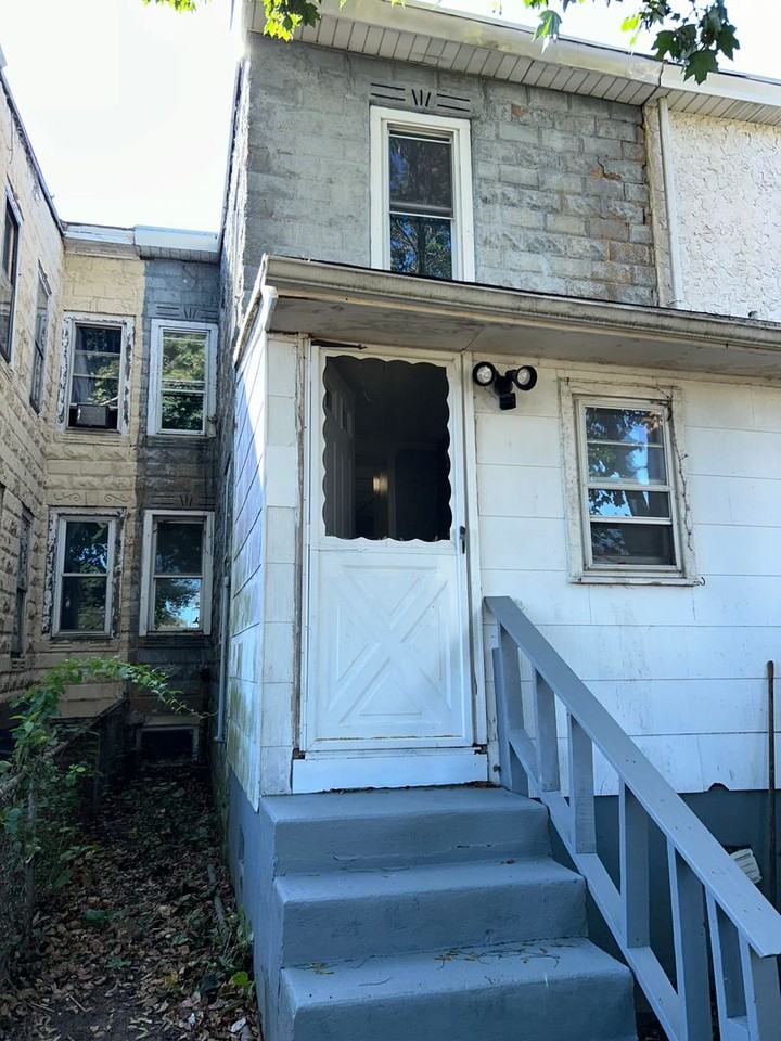 126 Darcy Ave - Photo 2 of 17