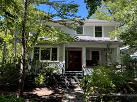 featured image of 693 W 10th Ave