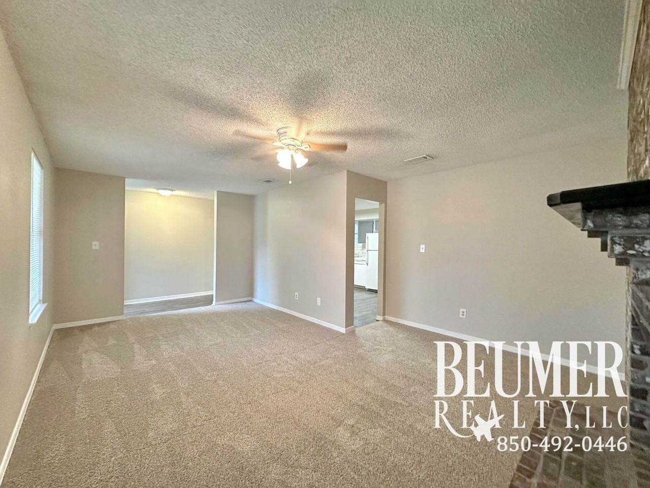 2292 Sparrow Ln - Photo 3 of 20