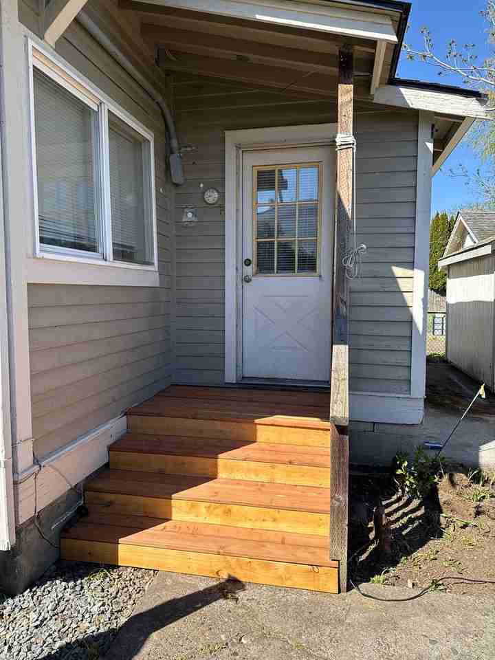 805 3rd St Sw - Photo 4 of 11