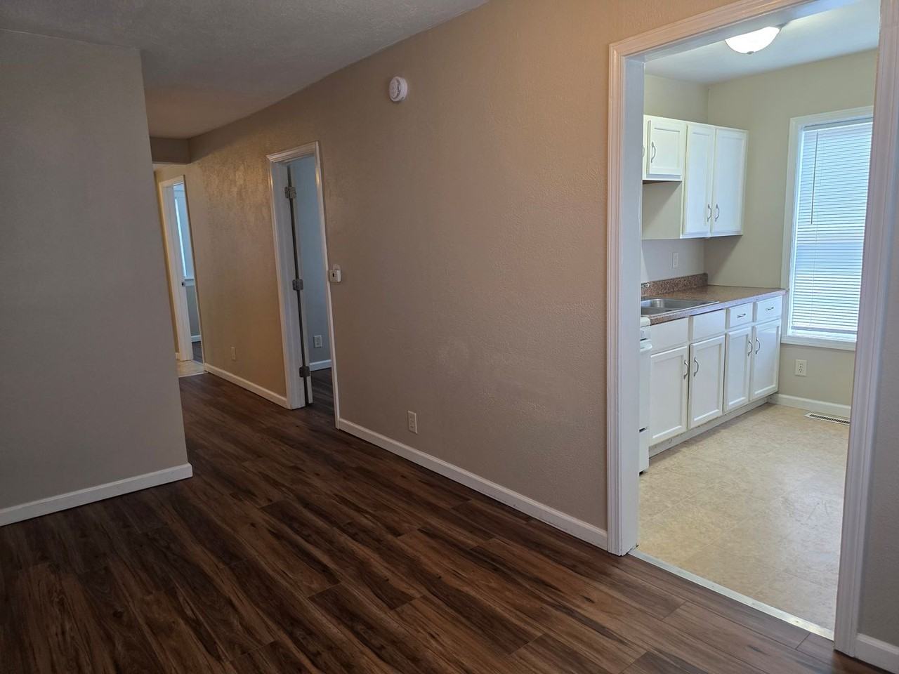 607 Hendricks St - Photo 4 of 16