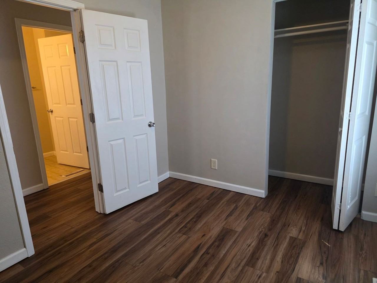 607 Hendricks St - Photo 7 of 16