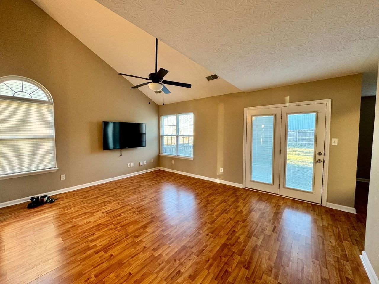 205 Ellis Park - Photo 3 of 13