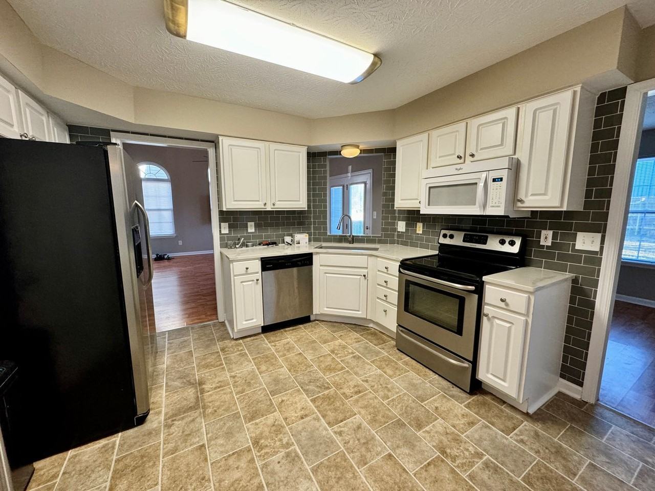 205 Ellis Park - Photo 5 of 13