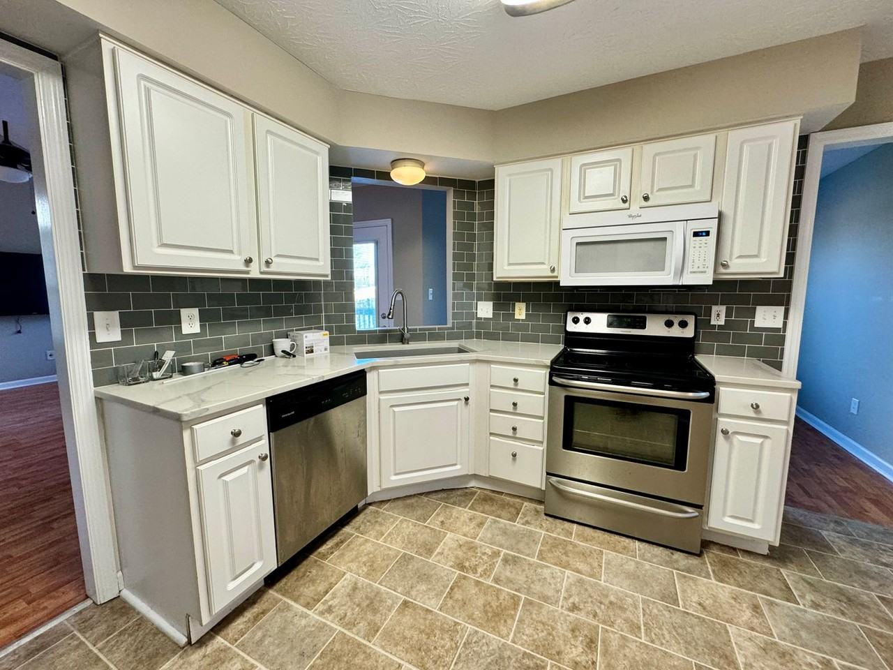 205 Ellis Park - Photo 6 of 13
