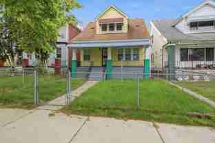 5045 Fairview St - Photo 1 of 1