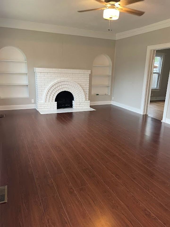 510 E Logan Ave - Photo 4 of 35