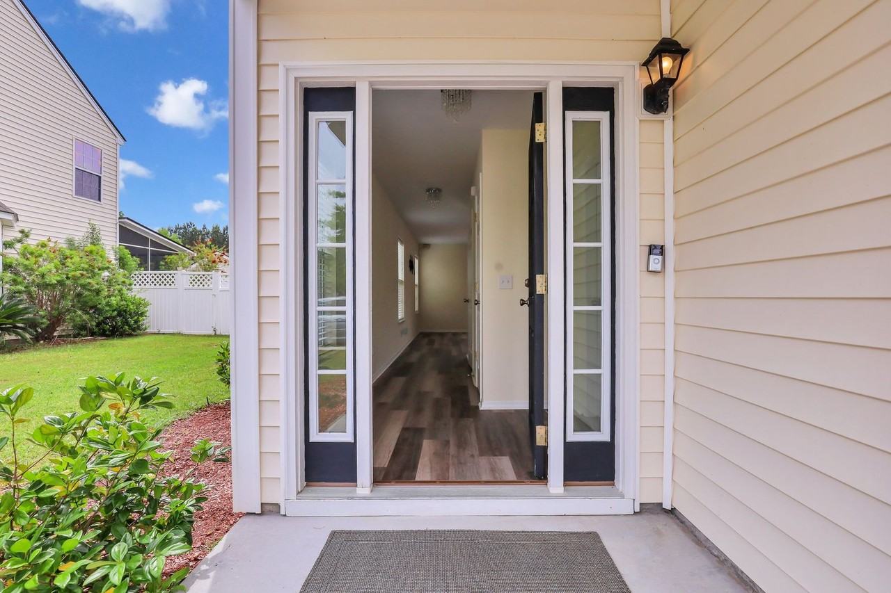 51 Fairgreen St - Photo 4 of 42