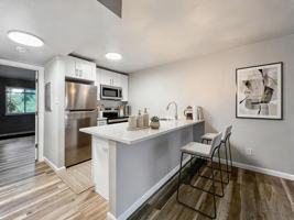 featured image of 404 N Monroe St