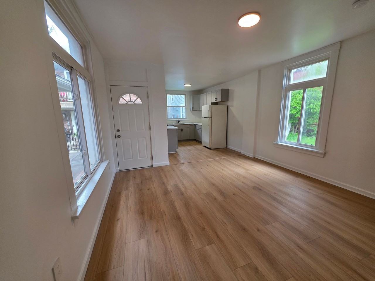 144 Comrie Ave Rear - Photo 4 of 18