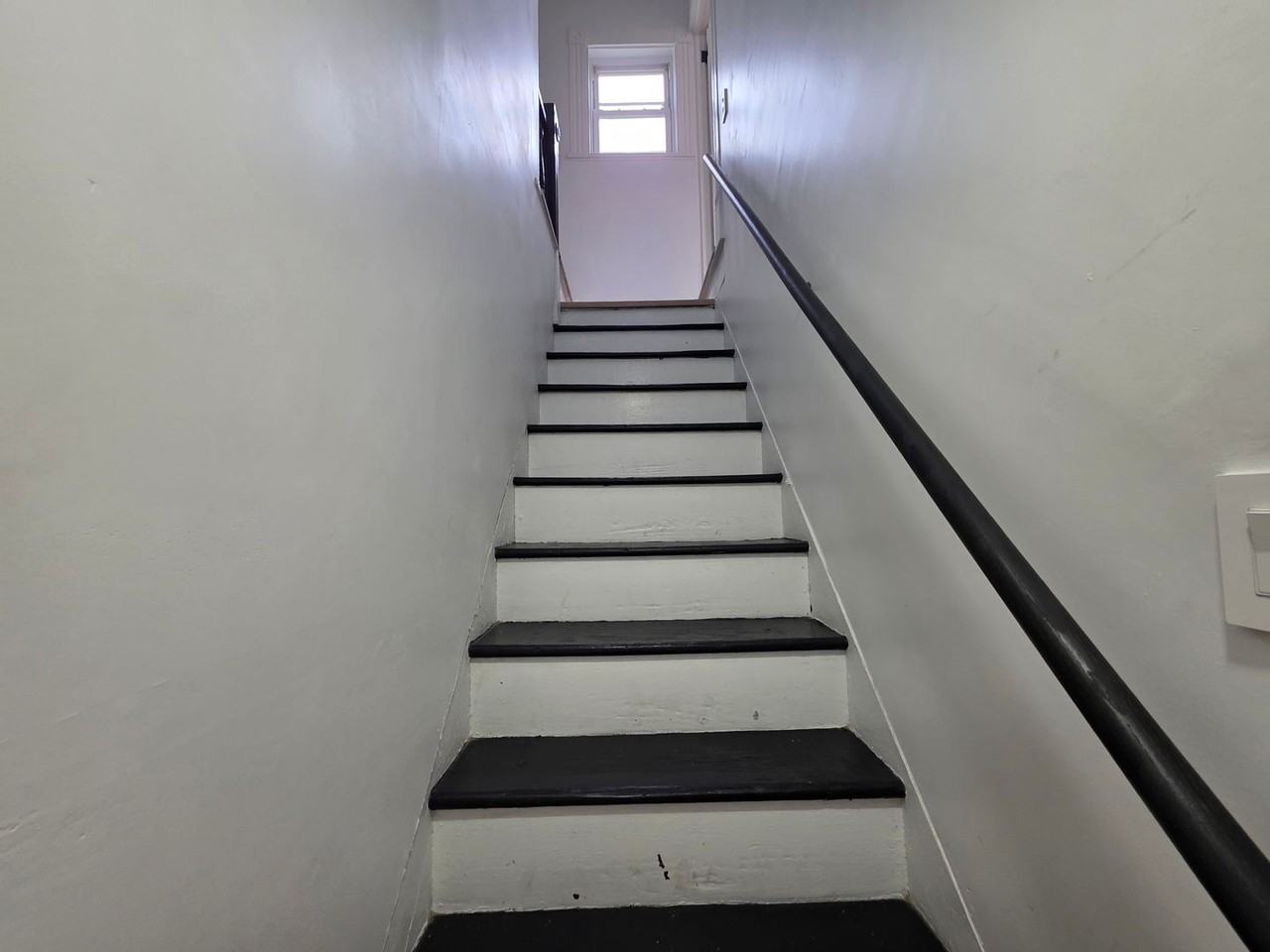 144 Comrie Ave Rear - Photo 7 of 18