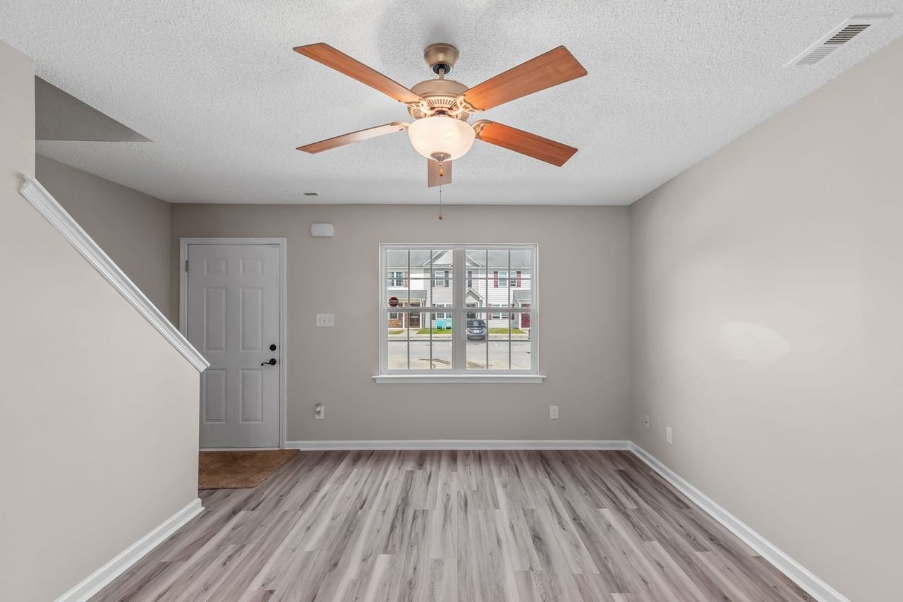1004 Banister Loop - Photo 5 of 26