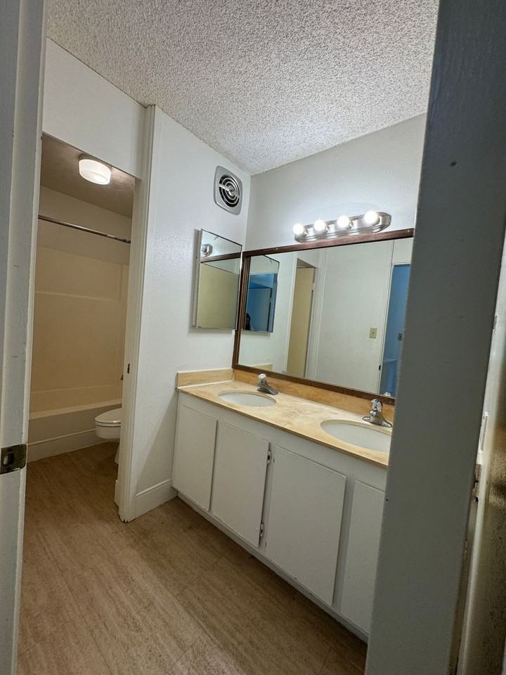 188 Hale St #3B - Photo 5 of 10